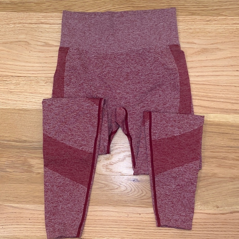 Pink Victoria’s Secret Leggings size Small